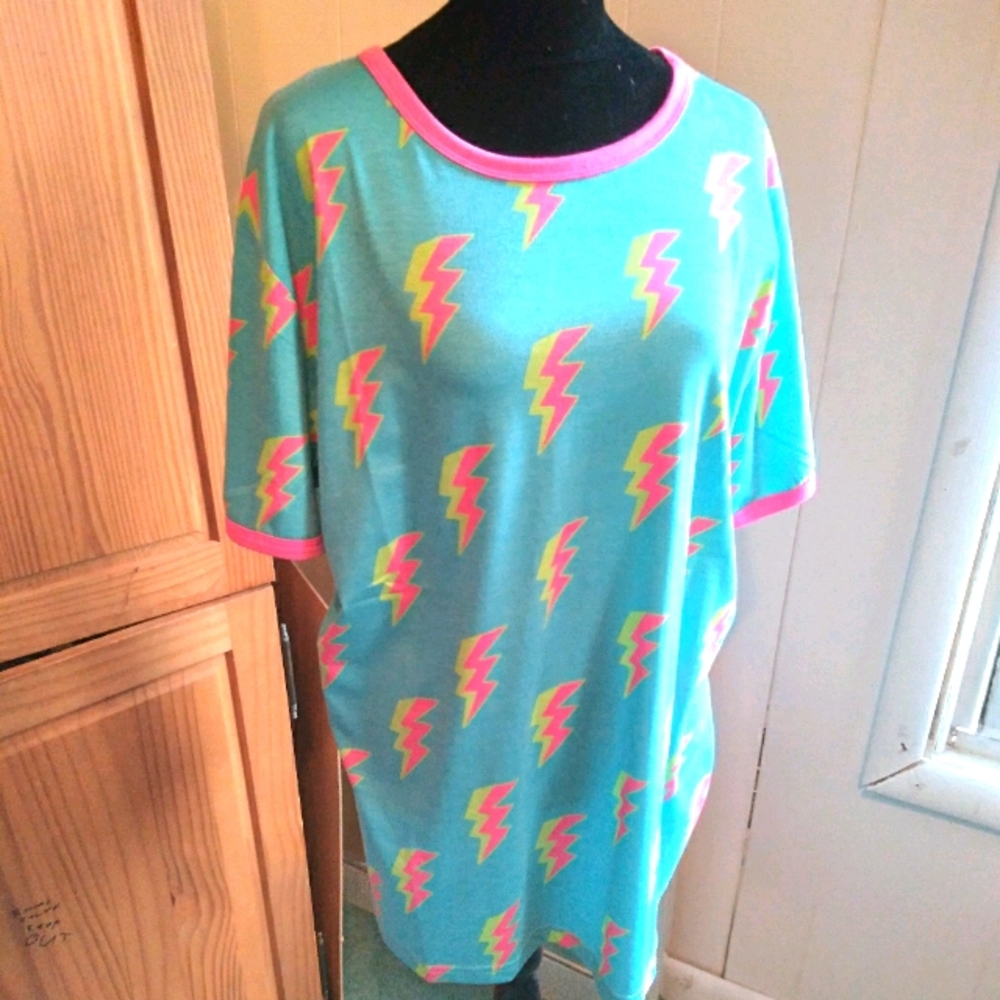 Crazy train lightning tee